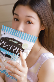 新婚教师李丽华